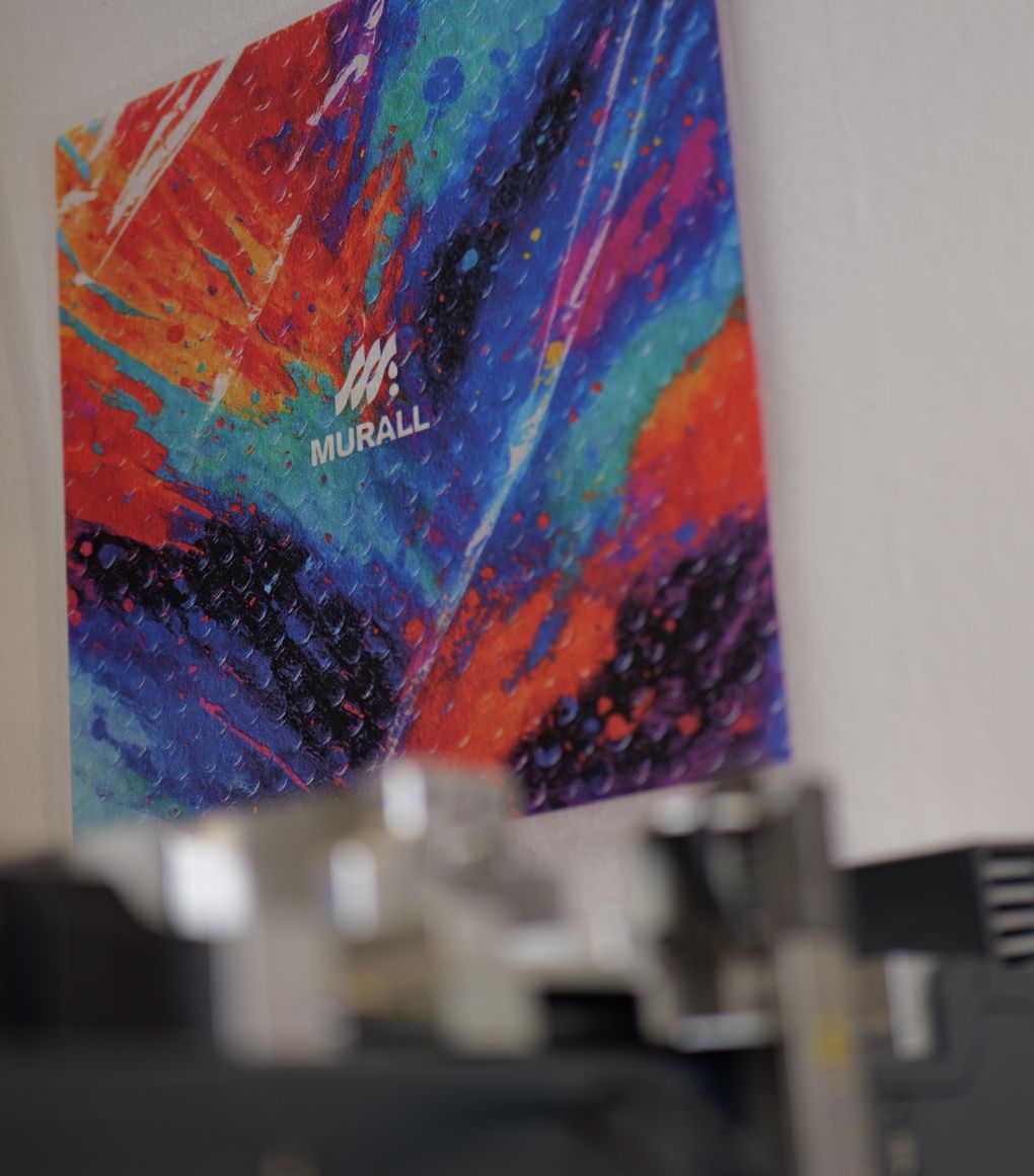 Impression murale artistique Murall – détail d’un visuel imprimé directement sur mur